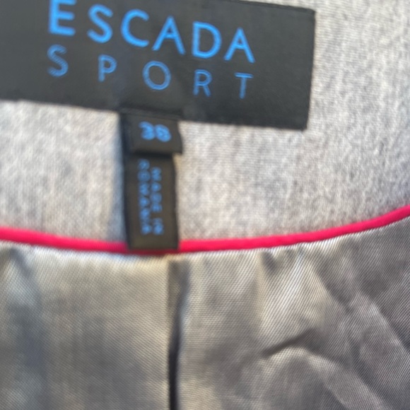 ESCADA SPORT! My apologies needs pressing & I’m post surgery, it’s like new! - Picture 11 of 16